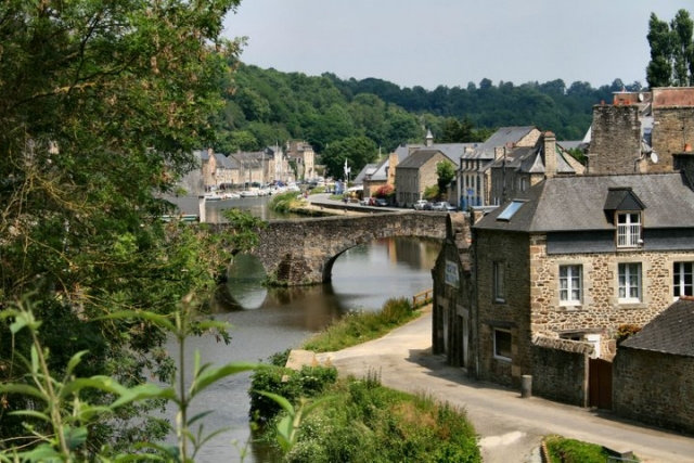  Escuela de remo en Dinan 